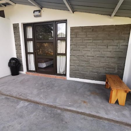 Happy Forest B&B Katima Mulilo Exterior photo