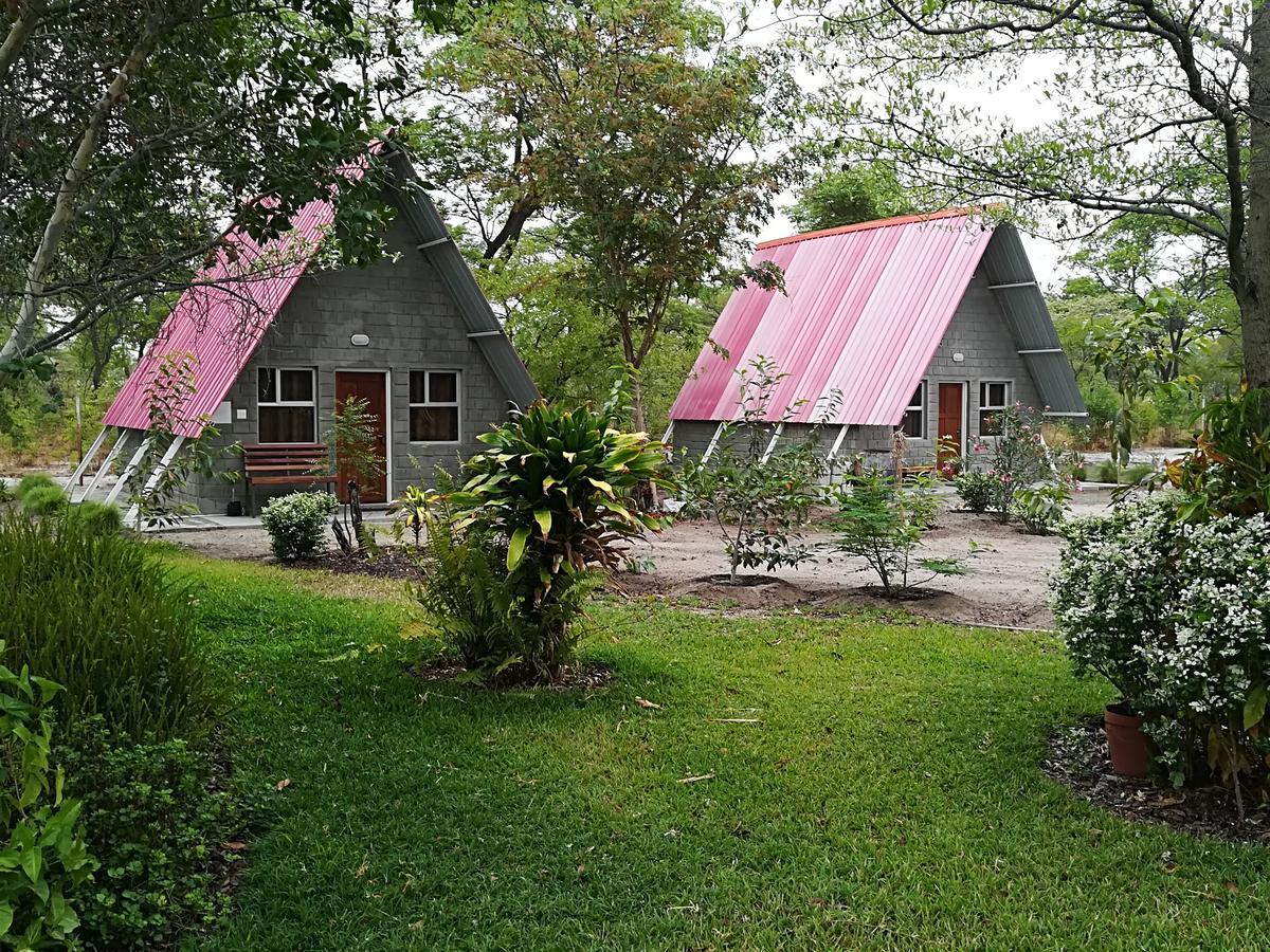Happy Forest B&B Katima Mulilo Exterior photo