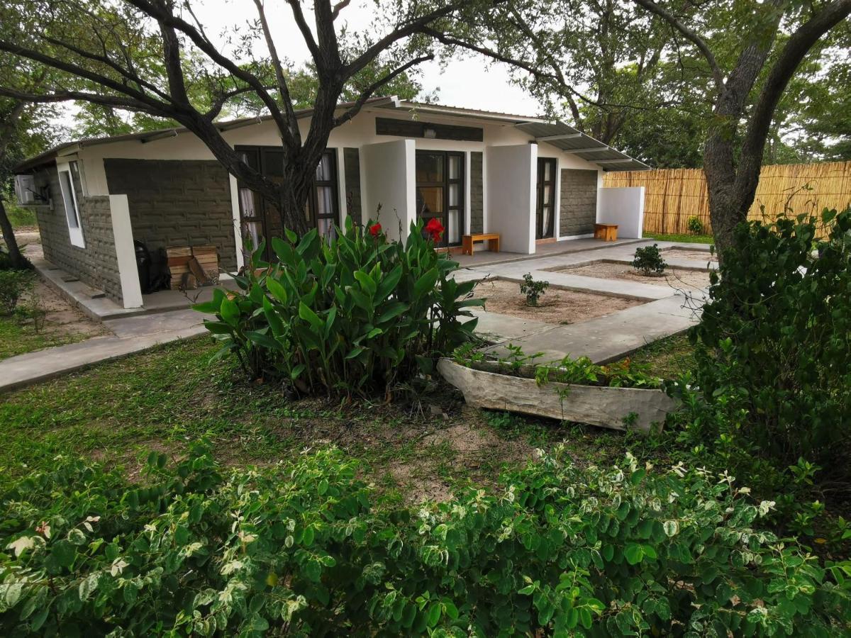 Happy Forest B&B Katima Mulilo Exterior photo